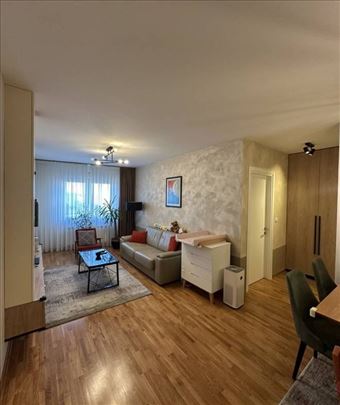 Prodajemo trosoban stan, Đurićeva ulica, 62m2