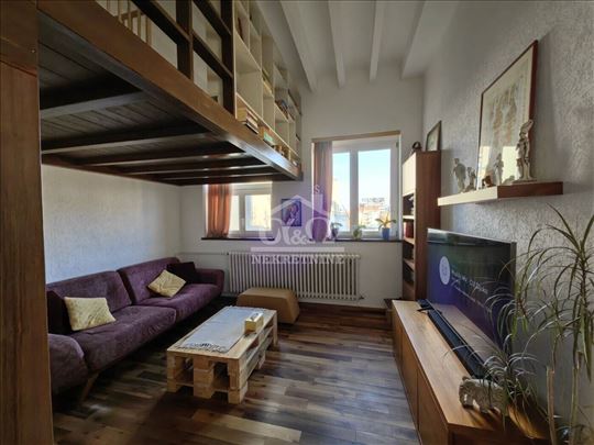 Šarmantna garsonjera u Centru – idealna za život i