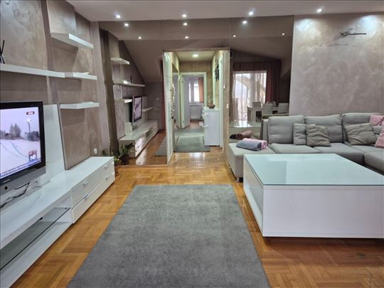 Banovo brdo, lepa lokacija, niski troškovi