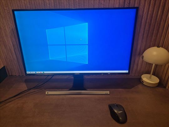 Dell monitor 27 P2719H