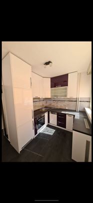 Izdajem 1.0 Stan u bloku 21