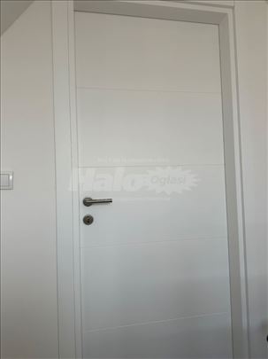 Izdajem stan u kući32+5namešten cg zaseban ulaz