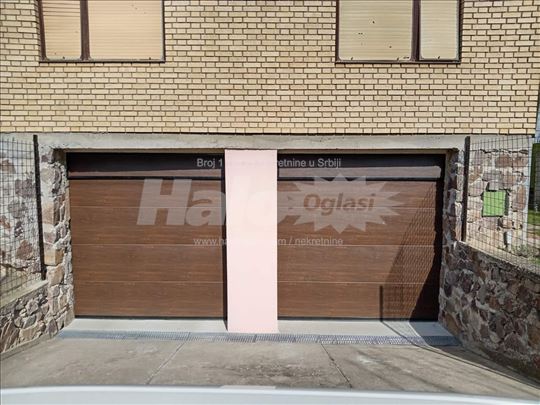 Novi Sad, Telep-južni, izdaje se garaža od 40m2