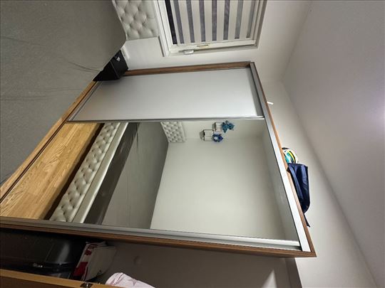 Ormar radjen po meri, kao nov