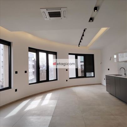 Poslovni Prostor, VraČar, Dva GaraŽna Mesta