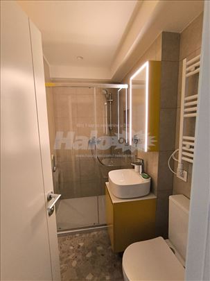 Renoviran jednosoban stan