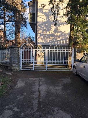 Stan u Velikom Mokrom Lugu, dva parking mesta