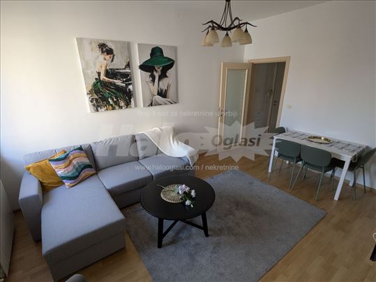 Tih, 2-soban stan na gornjem Dorćolu