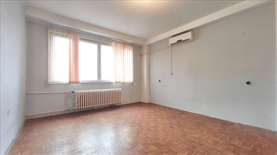 Top lokacija,1.0, 39m2, Grbavica