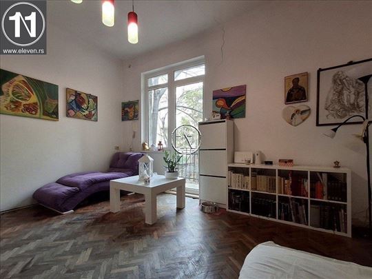 Zeleni venac – uknjižen, salonac 93 m2