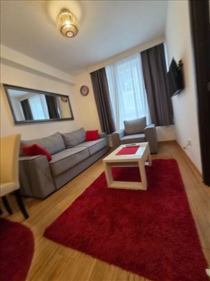Apartman u Kraljevim Cardacima - odlična pozicija