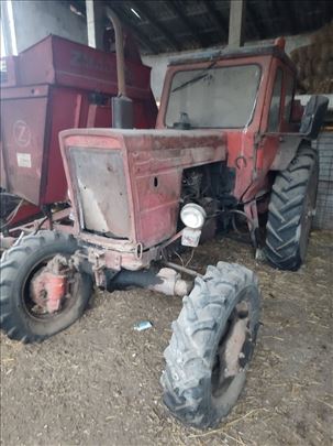 Belarus 52 i prikljucne masine na prodaju