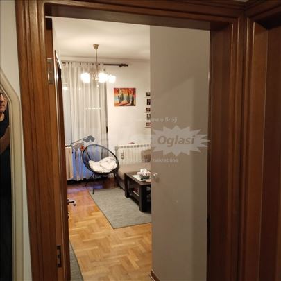 Crveni krst, jednoiposoban stan