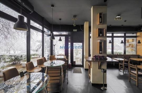 Crveni krst-višenamenski poslovni prostor