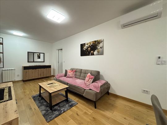 Izdavanje, stan u novoj zgradi, 46m2