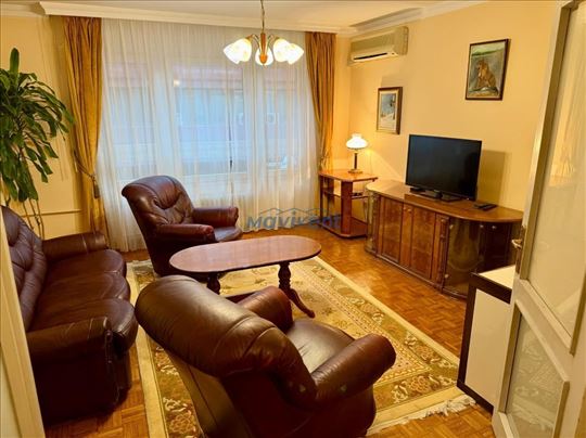 Kralja Petra četvorosoban  stan