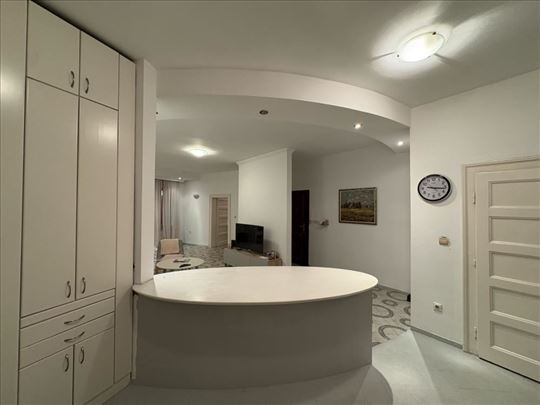 Maksima Gorkog, 80m2 Trosoban, uknjižen ID#1003