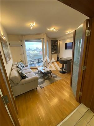 Na prodaju 3.0 stan, Stari grad