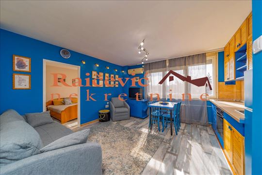 Namesten, retko, Konjarnik, Ustanicka, 2.0, 38 m2