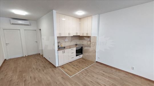 Nenamesten stan za izdavanje, 56kvm, blok 21, NBG