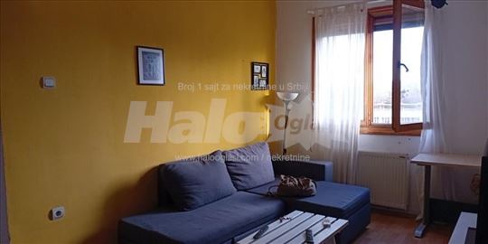 Stan u blizini fakulteta , siri centar 