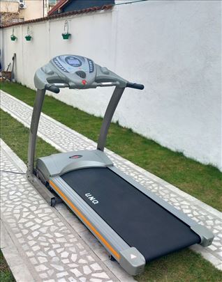 Traka za trcanje Uno Fitness- nosivost 150kg