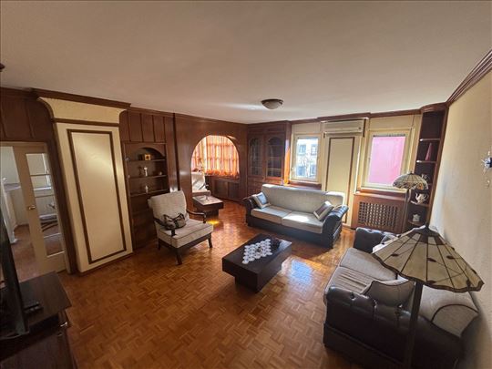 Vračar, Kičevska, 4.0, 117m²