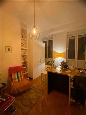 Centar Krunska 1.5 sa parking mestom  500