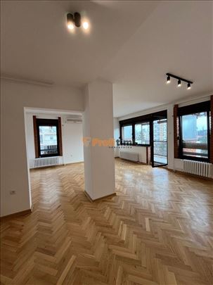 Dedinje, Partizanov stadion, 3,0, V, CG, parking