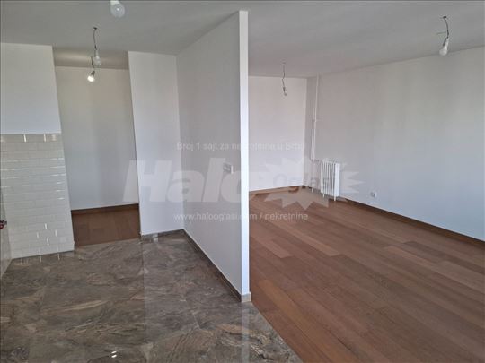 Dr. Ivana Ribara 3.0 izuzetan, kompletno renoviran