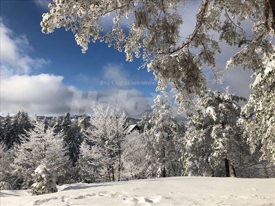 Građevinsko zemljište u centru Divčibara