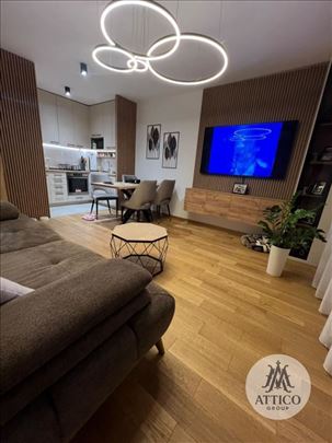 Idealan porodičan stan na Novoj Detelinari