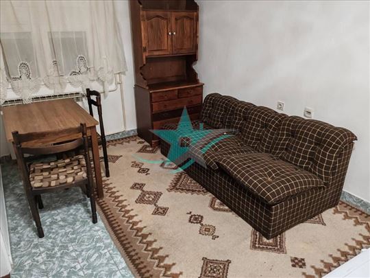 Izdaje se 1,5 stan u Gostivarskoj ID#1239