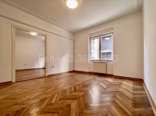 Izdavanje stana  Bregalnička