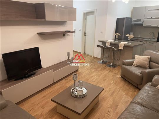 Jednoiposoban stan - 45m2 - Kej Garden