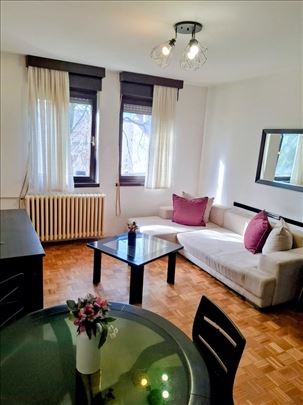 K.Katarine,dvosoban adaptiran u 2.5