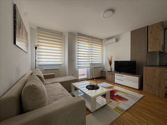 Kompletno opremljen 2.0 stan. Ledine, Okretnica 71