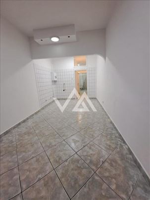 Lokal 37m² – Visokog Stevana, odlična lokacija