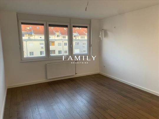 Novogradnja - Garsonjera na Novom Naselju - odmah 