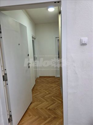 Stan 55m² – renoviran, dobra lokacija