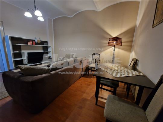 Stan na Dorćolu, povoljno!