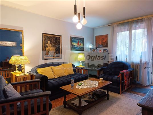 Stan ispod Belog dvora,  Pere Velimirovića, 83m2