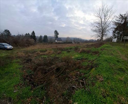 Susek,Koruška plac 2082m2 gradj. zemljište HITNO!