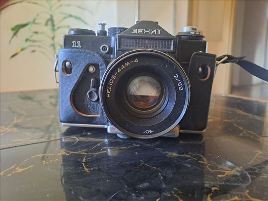 ZENIT 11 crni HELIOS-44M 2/58mm navoj M42mm