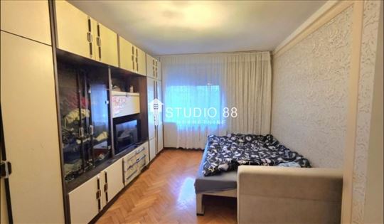 Zrenjanin, Ruža Šulman, Stan, 2.0, 47m2