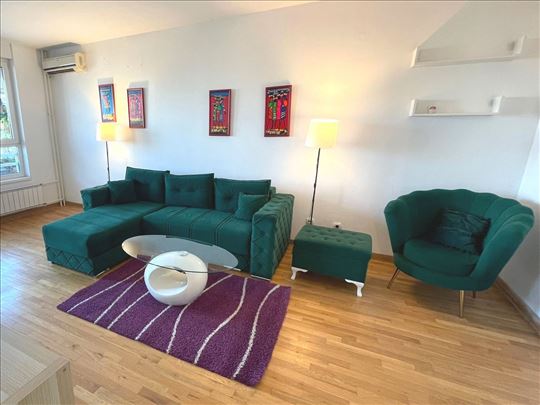 Belvil - Prostran - Svetao - Parking - 68m2 - 2.0