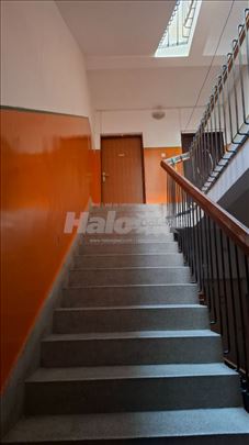 Duplex 70m2, namesten, strogi centar Valjeva