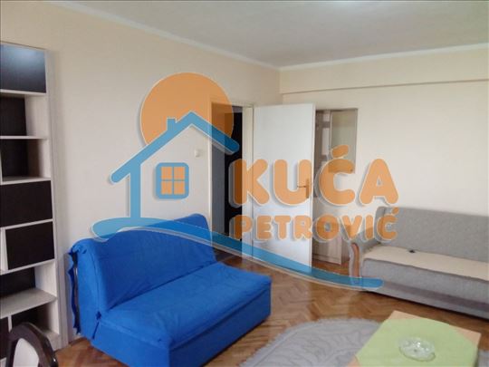 Izdaje se jednoiposoban stan kod Doma zdravlja, 50