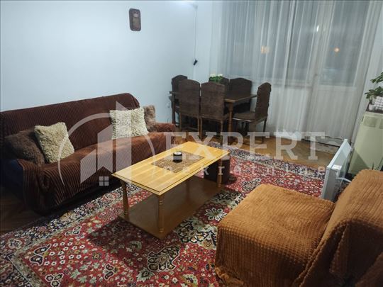 Izdaje se odličan stan u Knjaževačkoj ulici, 63m2