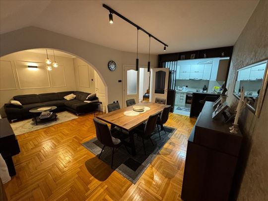 Komforan dupleks na Novoj detelinari